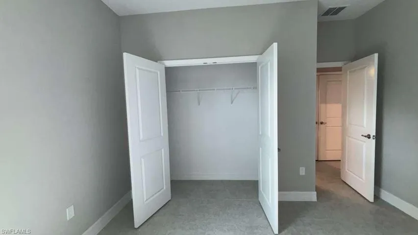 460 Westchester Dr, Lehigh Acres, Florida 33972
