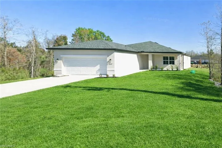 460 Westchester Dr, Lehigh Acres, Florida 33972