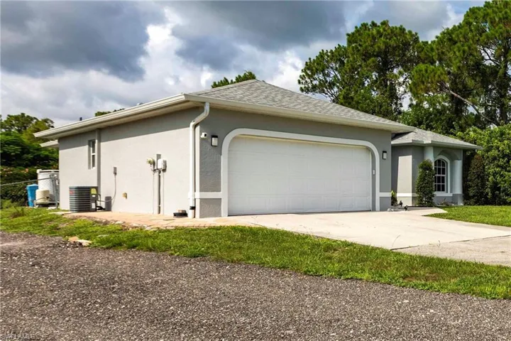 4170  18th NE AVE, Naples, FL 34120