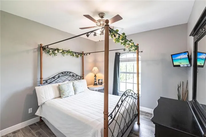 4170  18th NE AVE, Naples, FL 34120