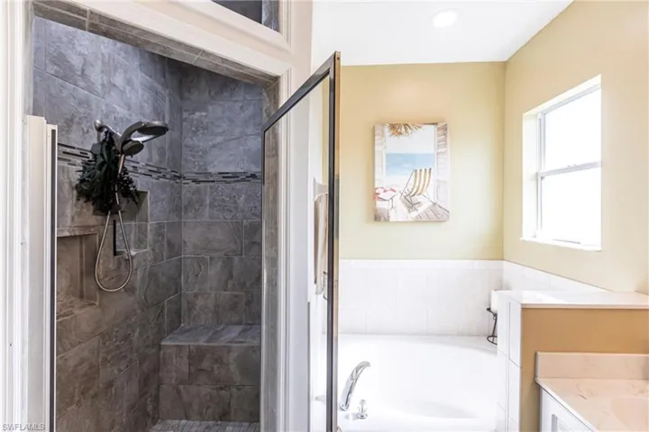 4170  18th NE AVE, Naples, FL 34120