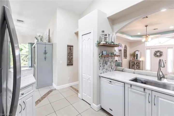 4170  18th NE AVE, Naples, FL 34120