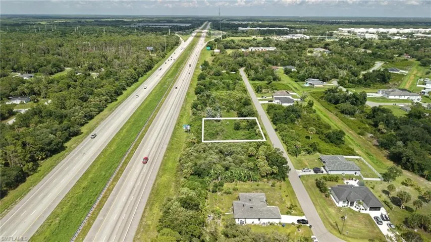 Snug St, North Port, Florida 34286