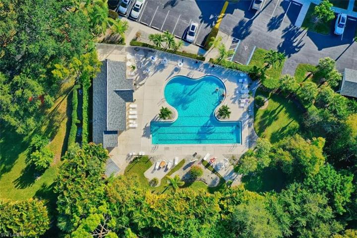1220 Sarah Jean CIR # 103, NAPLES FL 34110