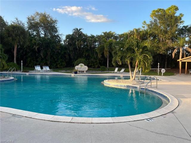 1220 Sarah Jean CIR # 103, NAPLES FL 34110