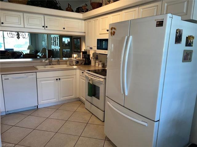 1220 Sarah Jean CIR # 103, NAPLES FL 34110