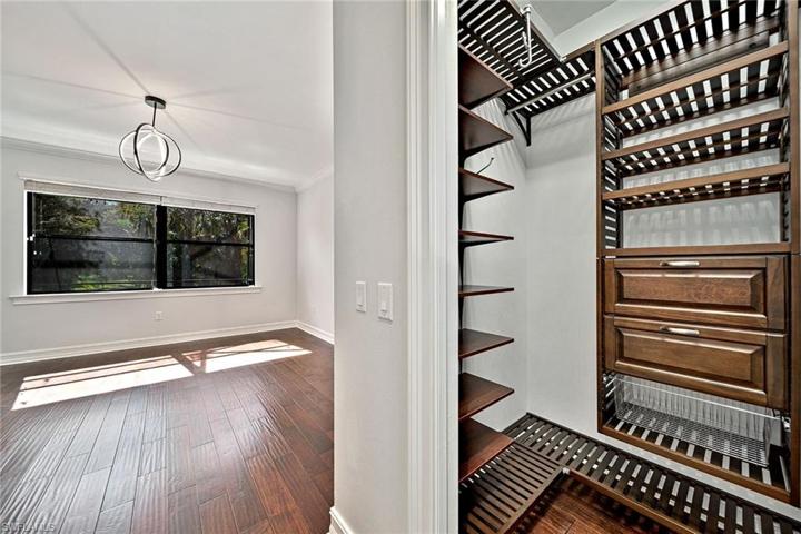 7842 Bucks Run DR, NAPLES FL 34120