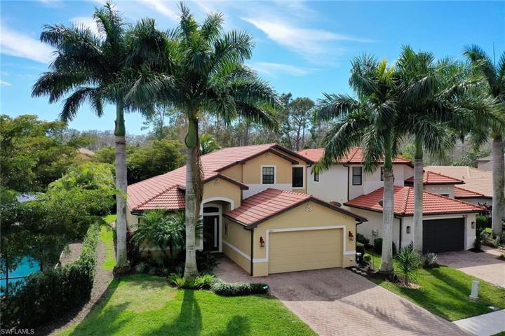 7842 Bucks Run DR, NAPLES FL 34120