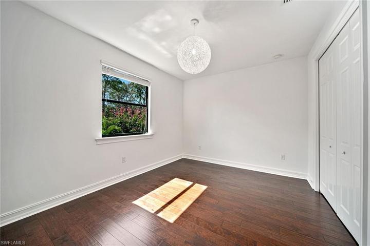 7842 Bucks Run DR, NAPLES FL 34120