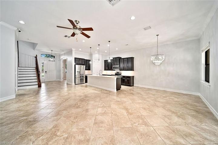 7842 Bucks Run DR, NAPLES FL 34120