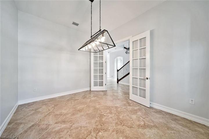 7842 Bucks Run DR, NAPLES FL 34120
