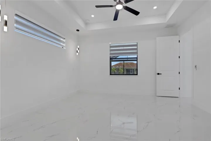 407 Se 16th St, Cape Coral, Florida 33990