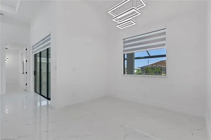 407 Se 16th St, Cape Coral, Florida 33990