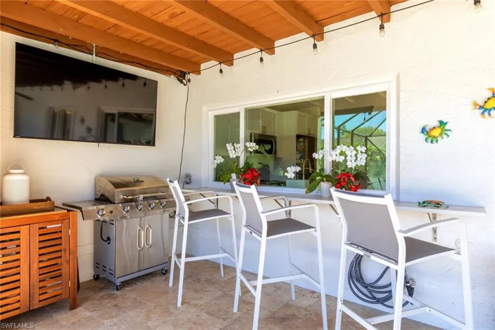 View of patio / terrace with area for grilling