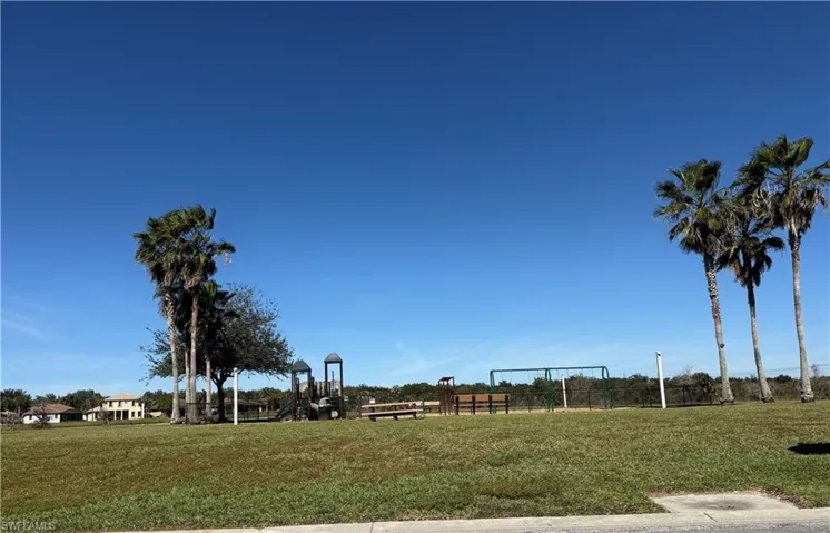 12112 Country Day Cir, Fort Myers, Florida 33913