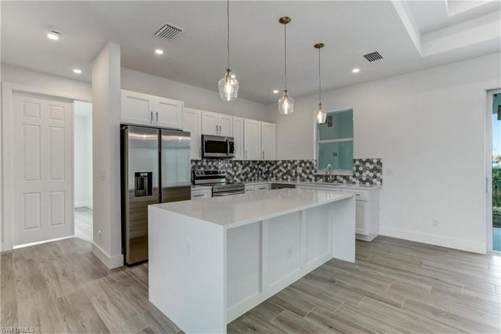 1414 NW 25th  ST, Cape Coral, FL 33993