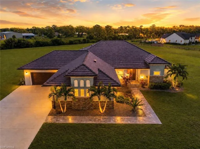 14201  Binghampton  DR, Fort Myers, FL 33905