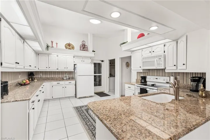 1258  Arcola  DR, Fort Myers, FL 33919