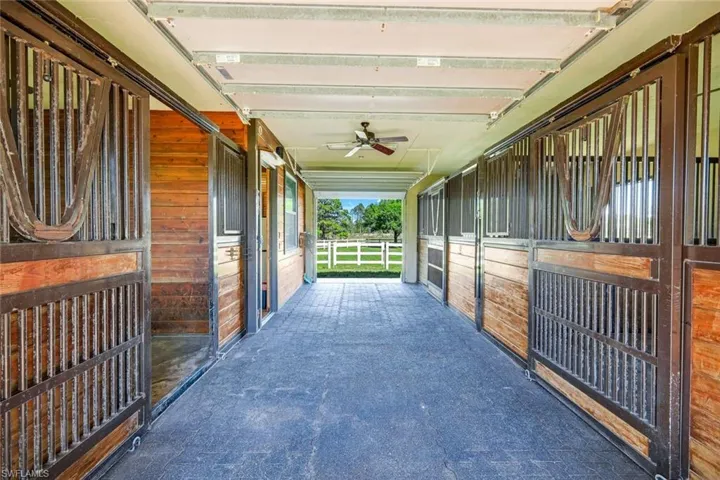 Center Aisle Barn with 3 stalls