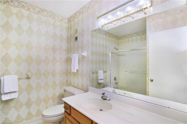 Large Guest Bath