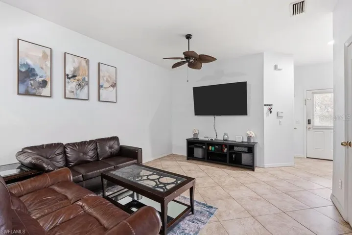 2282 Mulberry Ln, North Port, Florida 34289