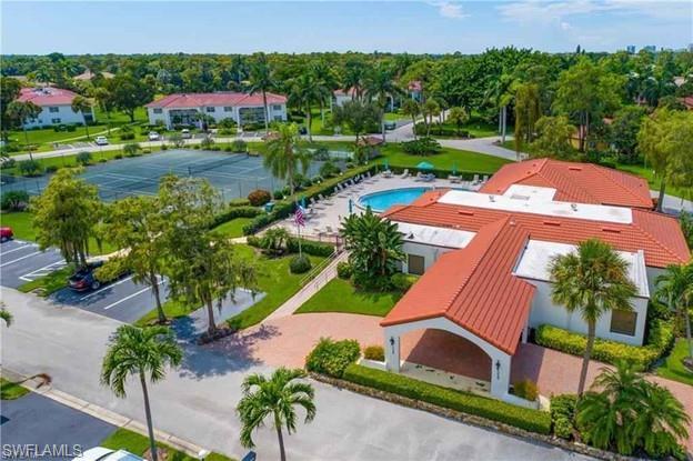 1056 Forest Lakes DR # 102, NAPLES FL 34105