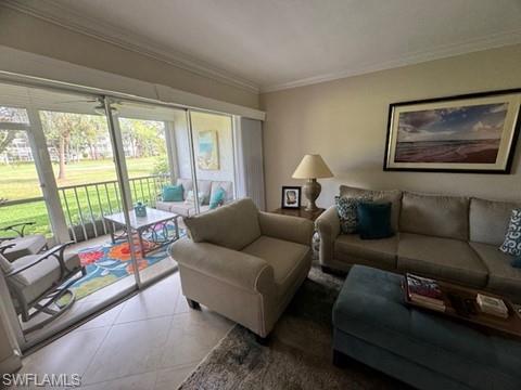 1056 Forest Lakes DR # 102, NAPLES FL 34105