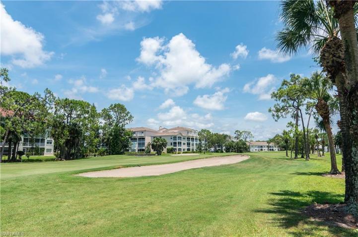 1056 Forest Lakes DR # 102, NAPLES FL 34105