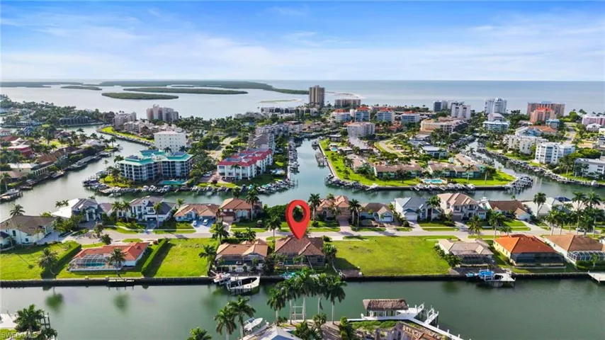 879 Banyan Ct, Marco Island, Florida 34145