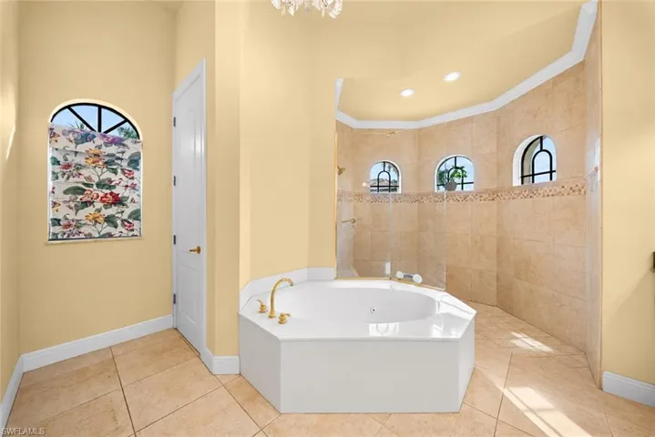 879 Banyan Ct, Marco Island, Florida 34145
