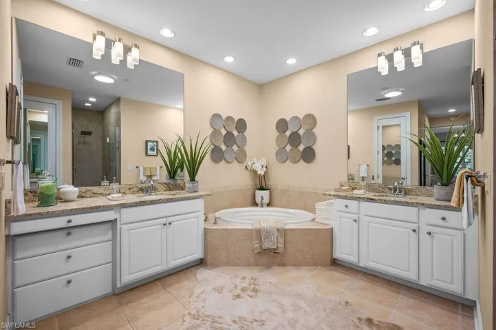 28468  Altessa  WAY, Bonita Springs, FL 34135