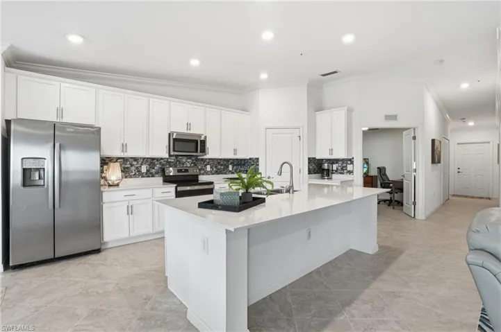 14184  Heritage Landing  BLVD, Punta Gorda, FL 33955