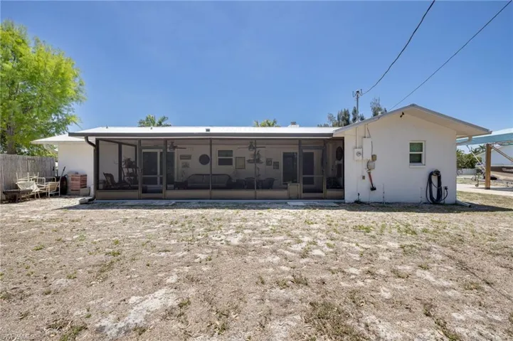 Wonderful new screened lanai!