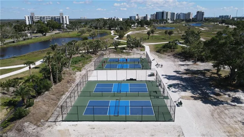 PICKLEBALL COURTS AND PATHS AT BAY BEACH COMMONS