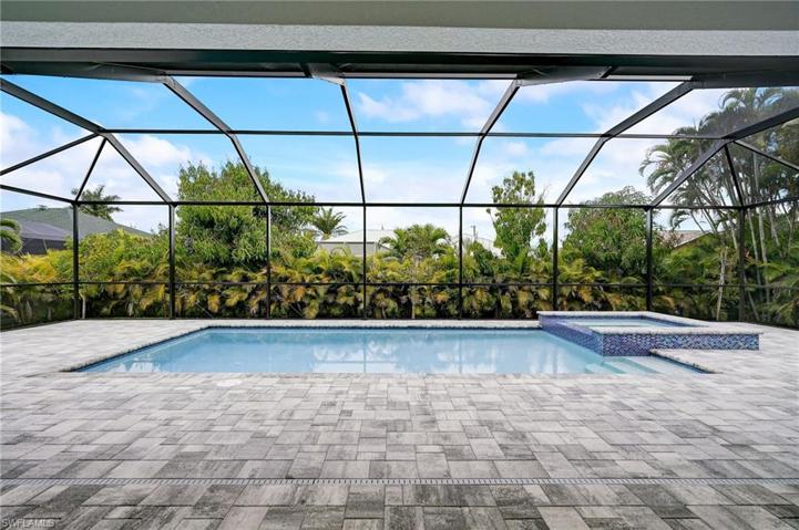 2219 SW 50th  LN, Cape Coral, FL 33914