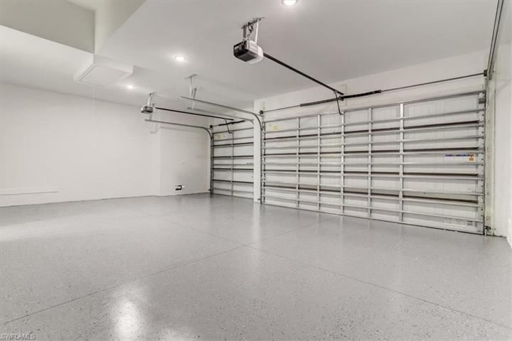 Large 3 Car Garage