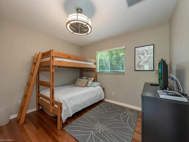 2nd Bedroom with Bunk Beds