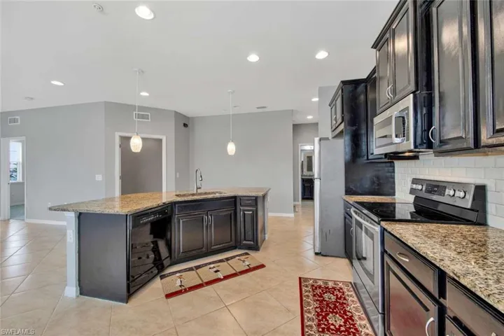 18244  Creekside Preserve  LOOP, Fort Myers, FL 33908