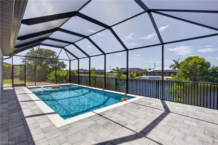 2836 Sw 1st Ter, Cape Coral, Florida 33991