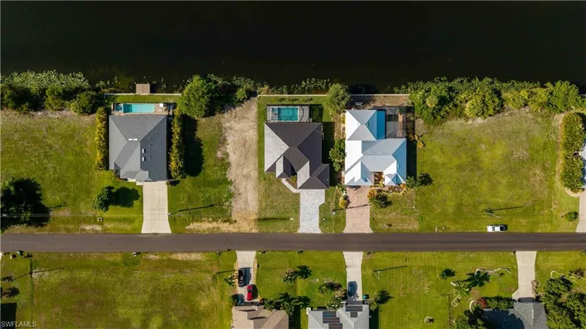 2836 Sw 1st Ter, Cape Coral, Florida 33991