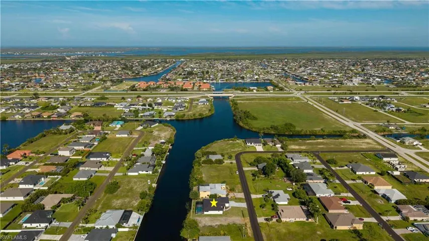 2836 Sw 1st Ter, Cape Coral, Florida 33991