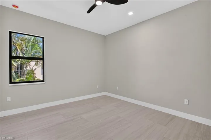 2836 Sw 1st Ter, Cape Coral, Florida 33991