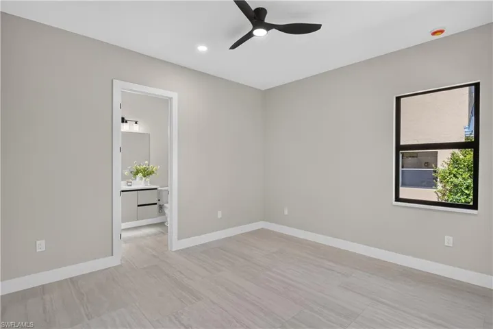 2836 Sw 1st Ter, Cape Coral, Florida 33991