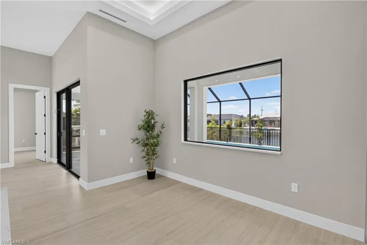 2836 Sw 1st Ter, Cape Coral, Florida 33991