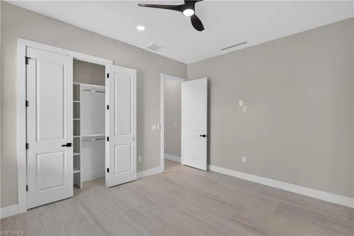 2836 Sw 1st Ter, Cape Coral, Florida 33991