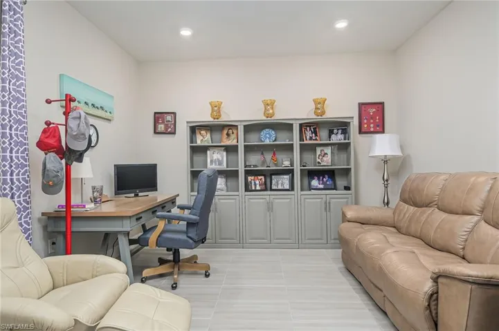 Den