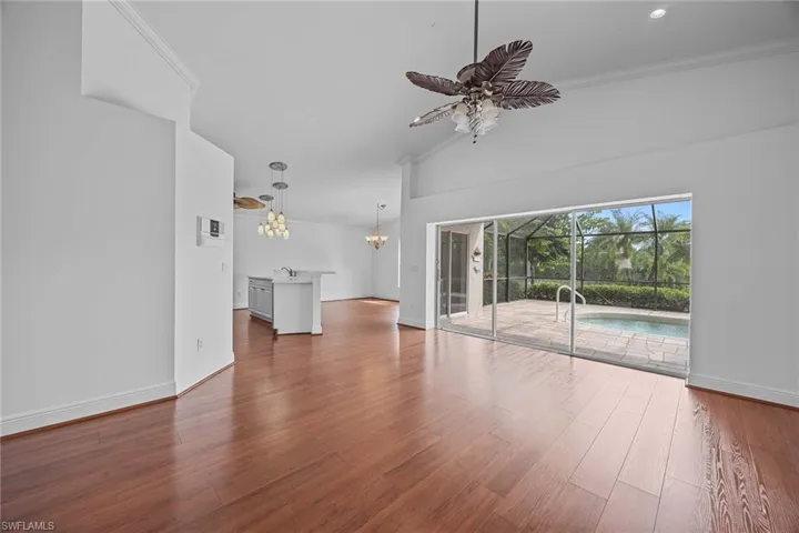 8460  Indian Wells  WAY, Naples, FL 34113