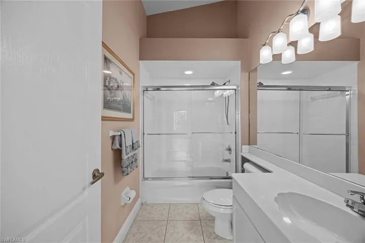 8460  Indian Wells  WAY, Naples, FL 34113