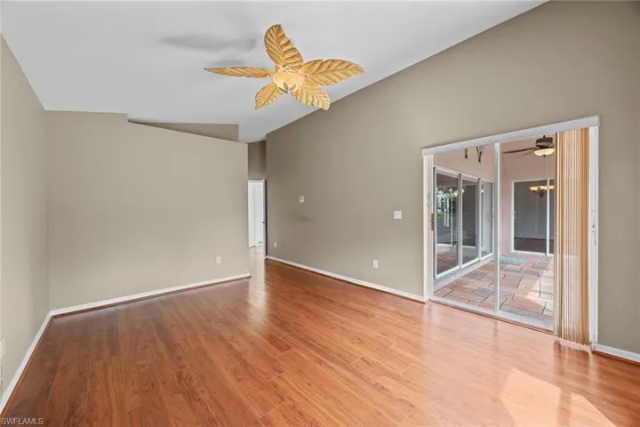 8460  Indian Wells  WAY, Naples, FL 34113