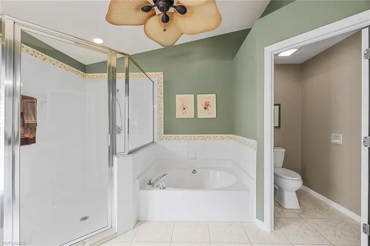 8460  Indian Wells  WAY, Naples, FL 34113